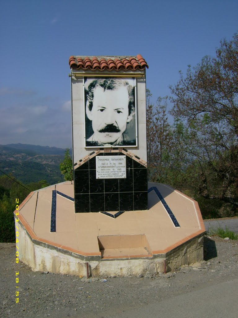 Stèle M'Hamed Issiakhem